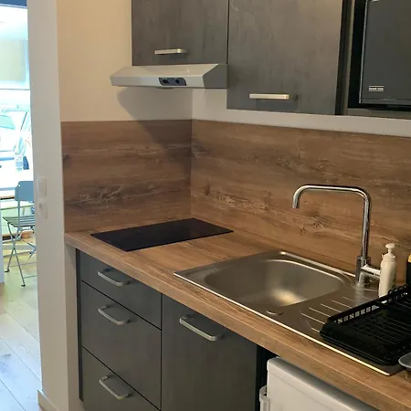 Neuf Proche Avec Commodites Et Parking - - Fr-1-482-142 Апартаменты *